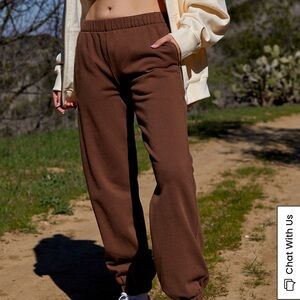 Brandy Melville Rosa Brown Sweatpants